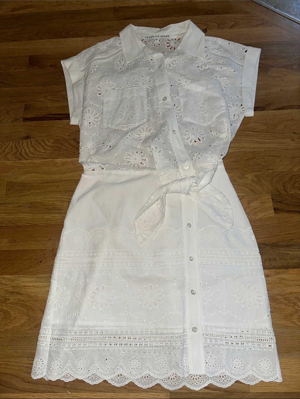 Veronica Beard White Eyelet Button-Front Mini Dress with Tie Waist sz 2
